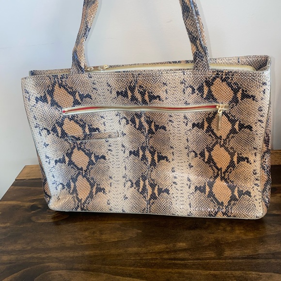 Hobo The Original Snake Skin Leather Shoulder Tote Purse NWT - Picture 3 of 11